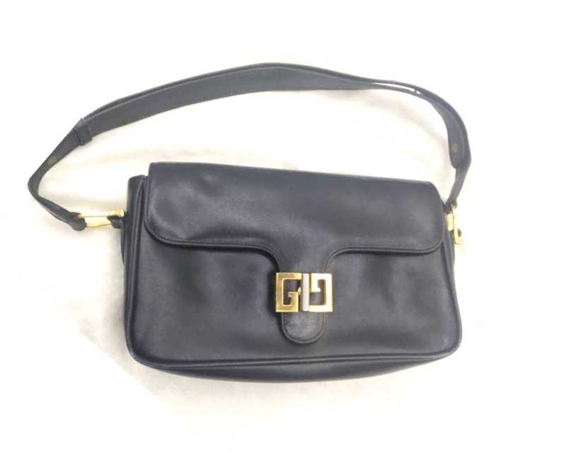 グッチ買取 オールド レザー ショルダーバッグ